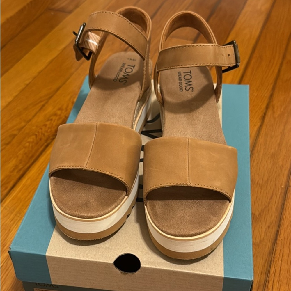 TOMS Women's Brown Platform Sandals